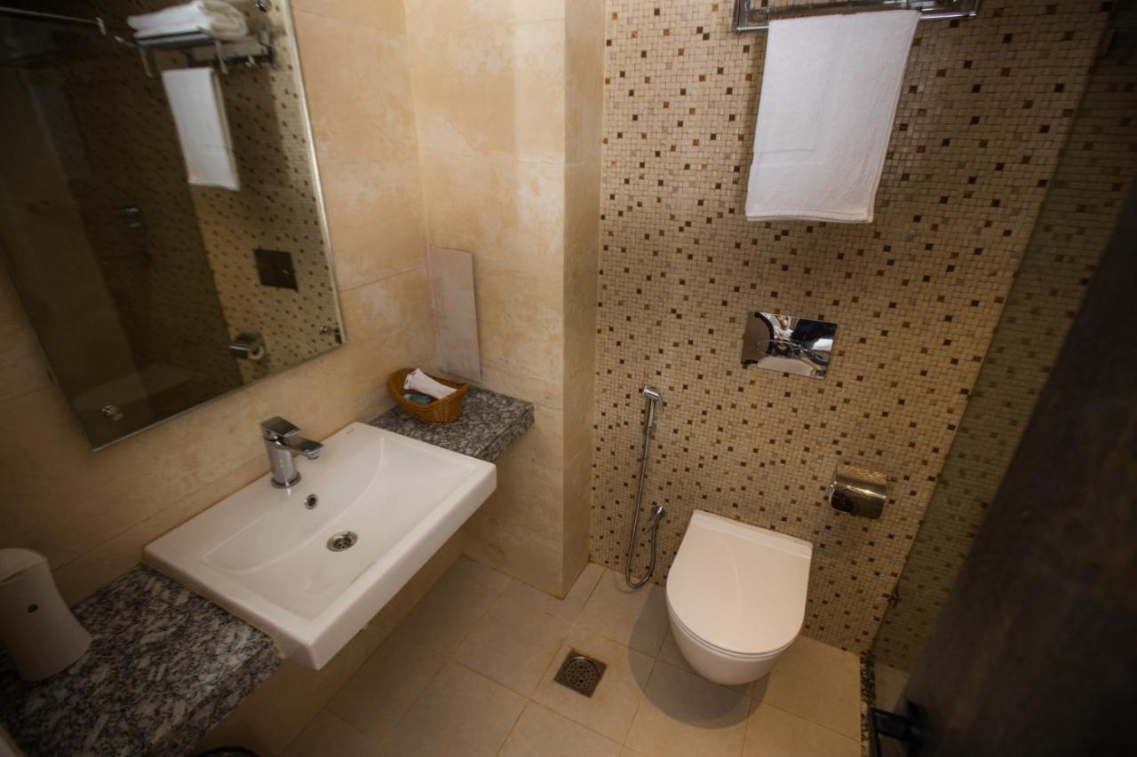Vastu Boutique Hotel Kathmandu Bagian luar foto