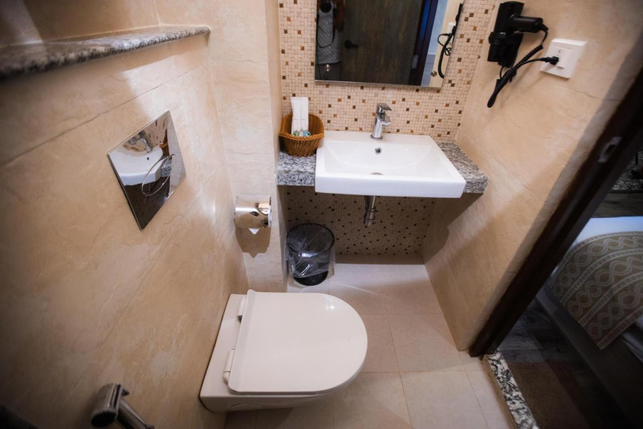 Vastu Boutique Hotel Kathmandu Bagian luar foto