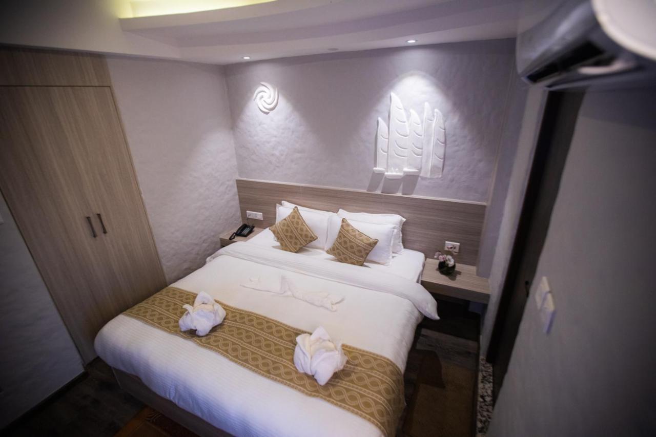 Vastu Boutique Hotel Kathmandu Bagian luar foto